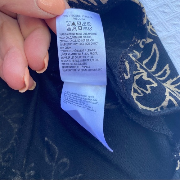 Lucky Brand Black Tunic with Gold Design - Picture 5 of 7